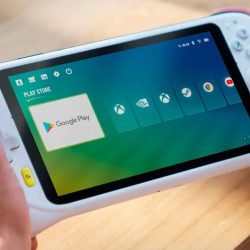 Hé lộ hình ảnh thiết bị chơi game của Logitech