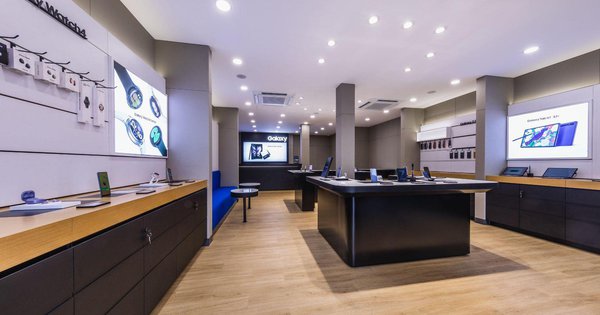 Không gian công nghệ cao cấp trong “Cửa hàng trải nghiệm Samsung” có sức hấp dẫn như thế nào?