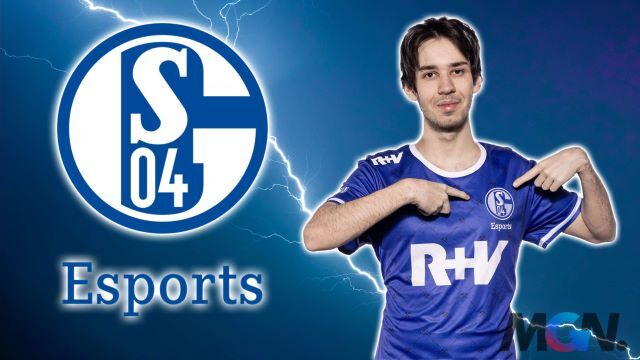 Isma thuộc biên chế của Schalke 04 lại bị truất quyền thi đấu ngay trước trận đầu tiên của đội